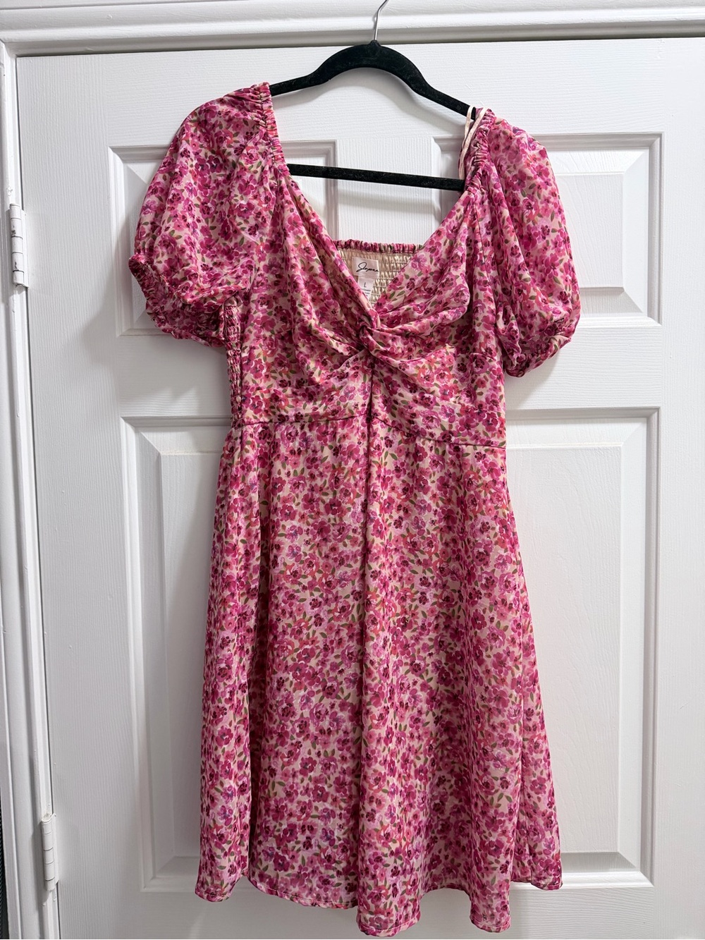 Japna Pink Floral Knot-Front Blouse